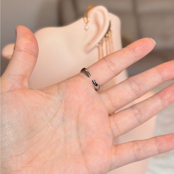 S925 Elegant Silver Ring - Picture 12 of 12